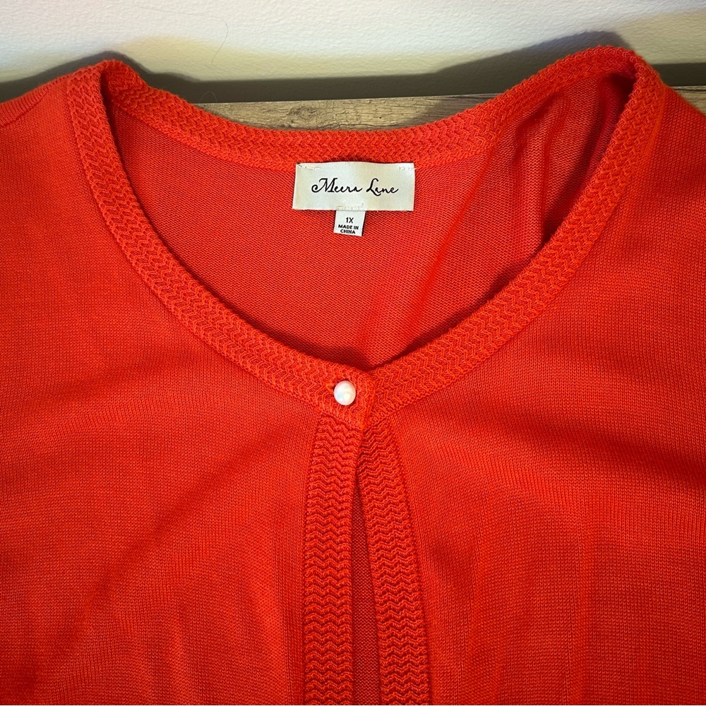 NWOT Meera Lane 1x Red Pearl Button Cardigan